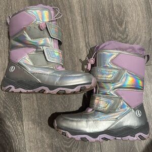Lands’ end girls snow boots size 1
